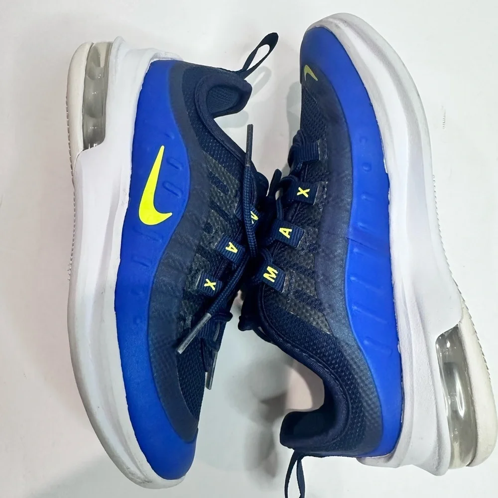 Nike kids Dark Blue and neon Sneakers Sz. 11.5